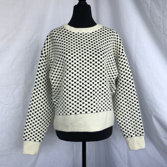 H&M Sweaters - 🧁HOST PICK 🧁 H&M | Black & Cream Knit Sweater